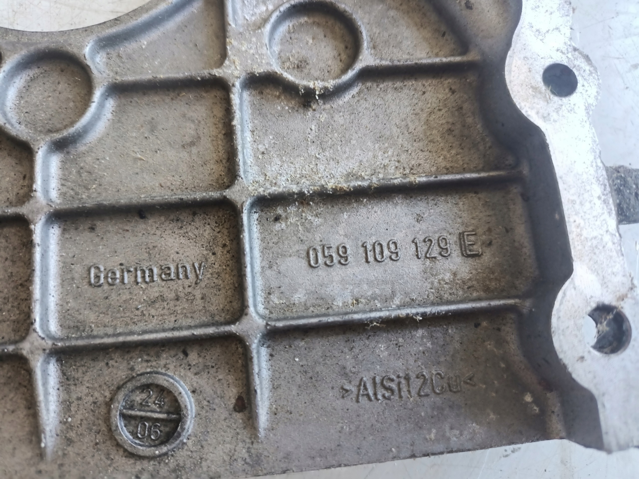 Cache courroie distribution Audi 059109129E 3.0 TDI image 3