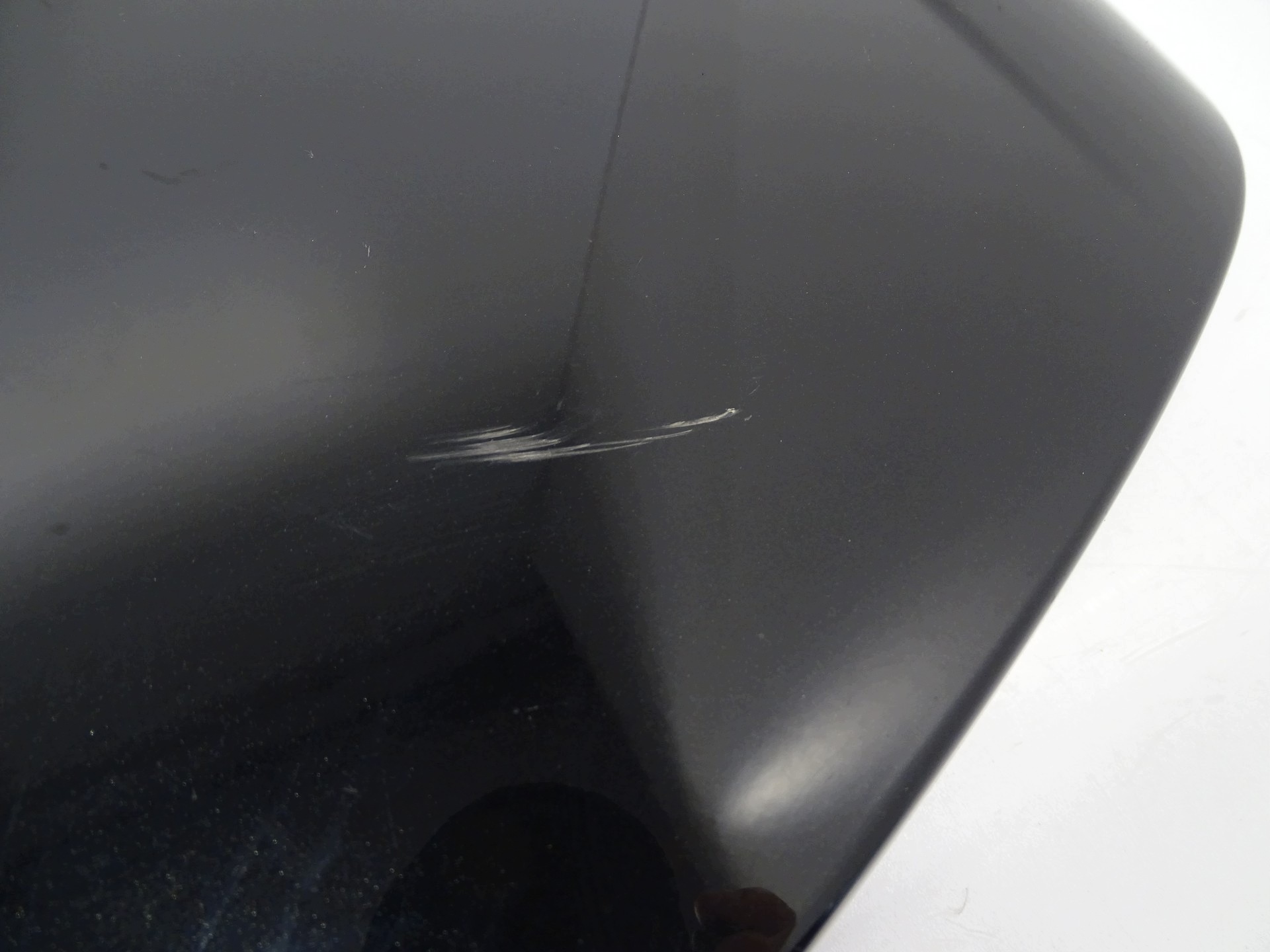 Tavaratilan spoileri Mercedes A200 image 6