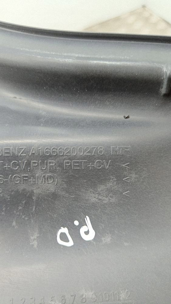 Divisória do compartimento do motor Mercedes ML W166 2013 image 6