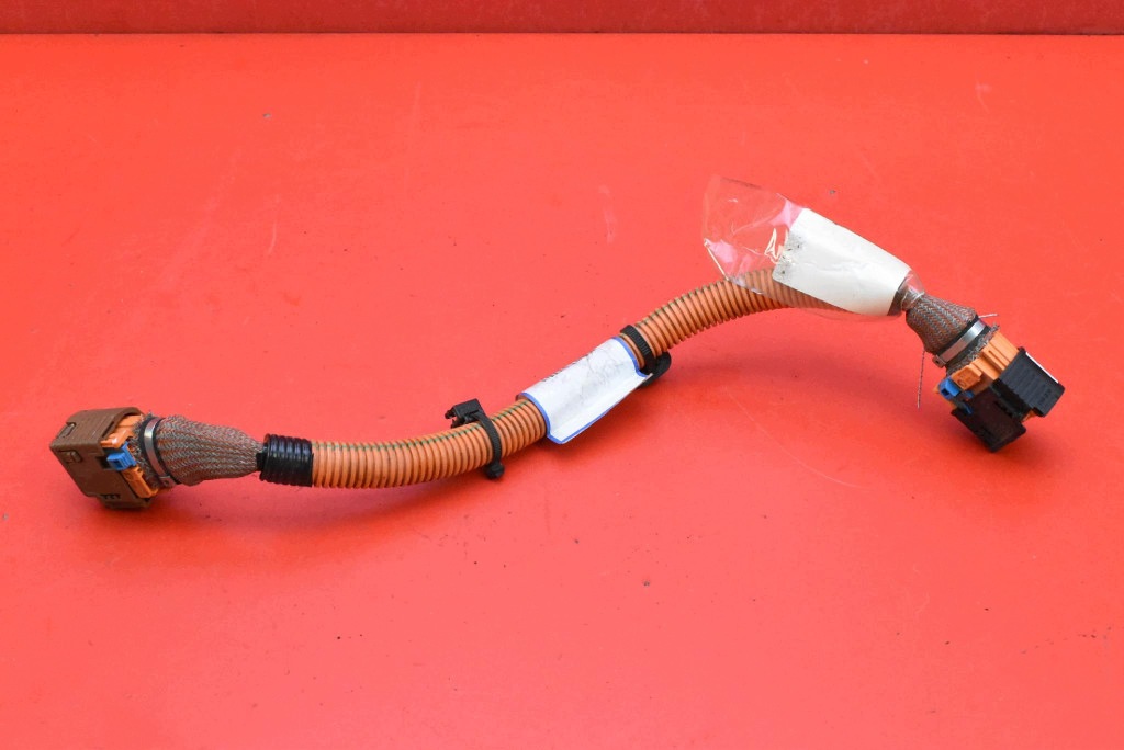 Ilmastointikompressorin letku 240413370R Renault Zoe I 88 hv 12-19