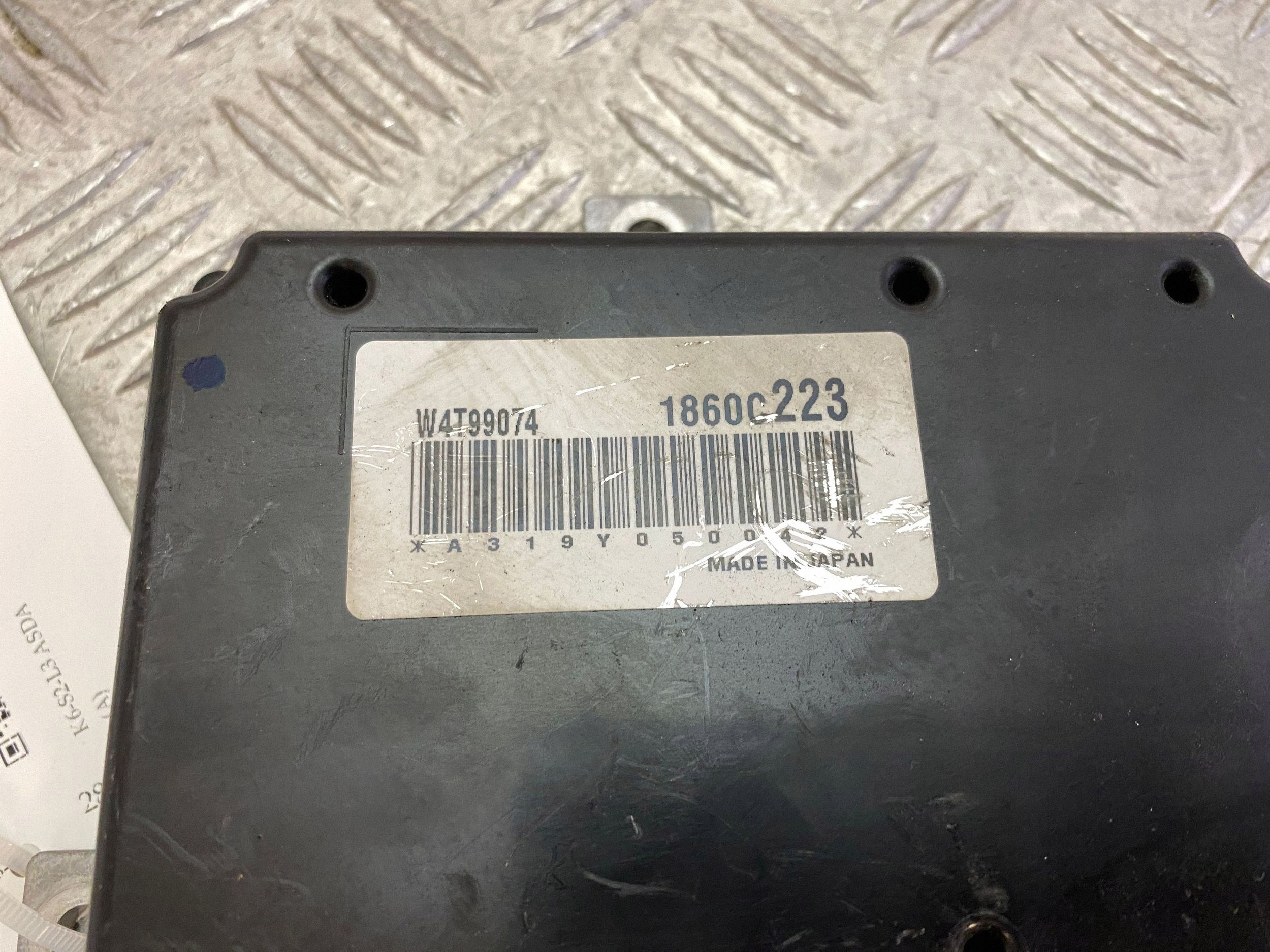 Mitsubishi Outlander 2020 Module d'allumage 1860C223 image 3