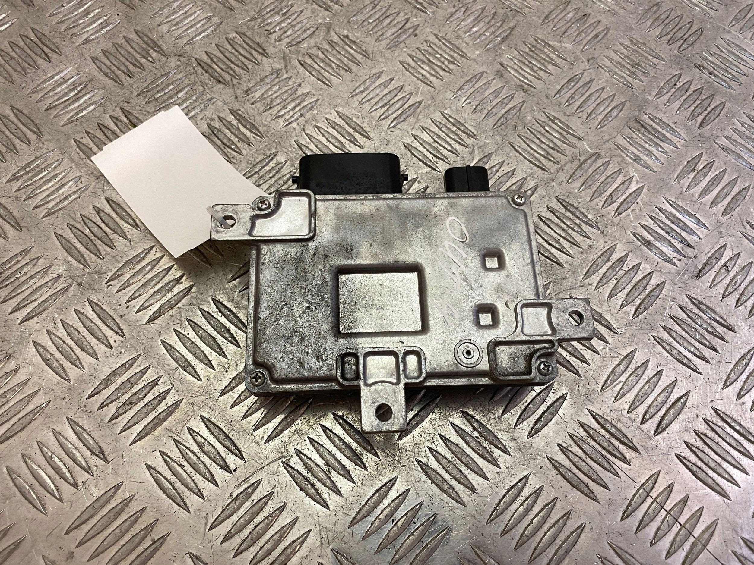Mitsubishi Outlander 2020 Module d'allumage 1860C223 image 4