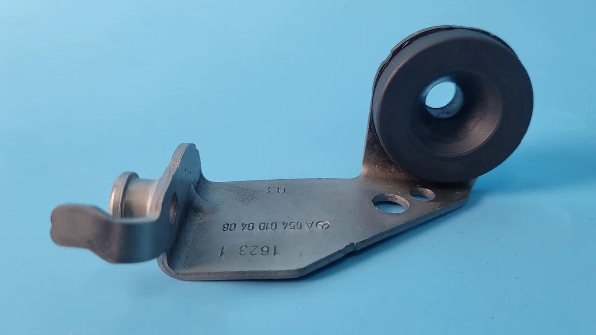 Soporte Motor Mercedes W254 X254 GLC A6540100408 image 7