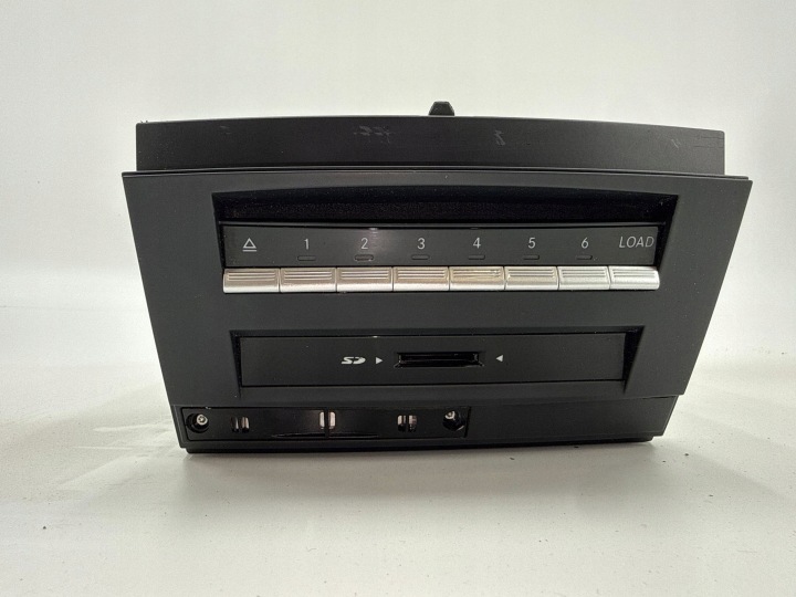Mercedes-Benz S W221 2012 multimedia-asema