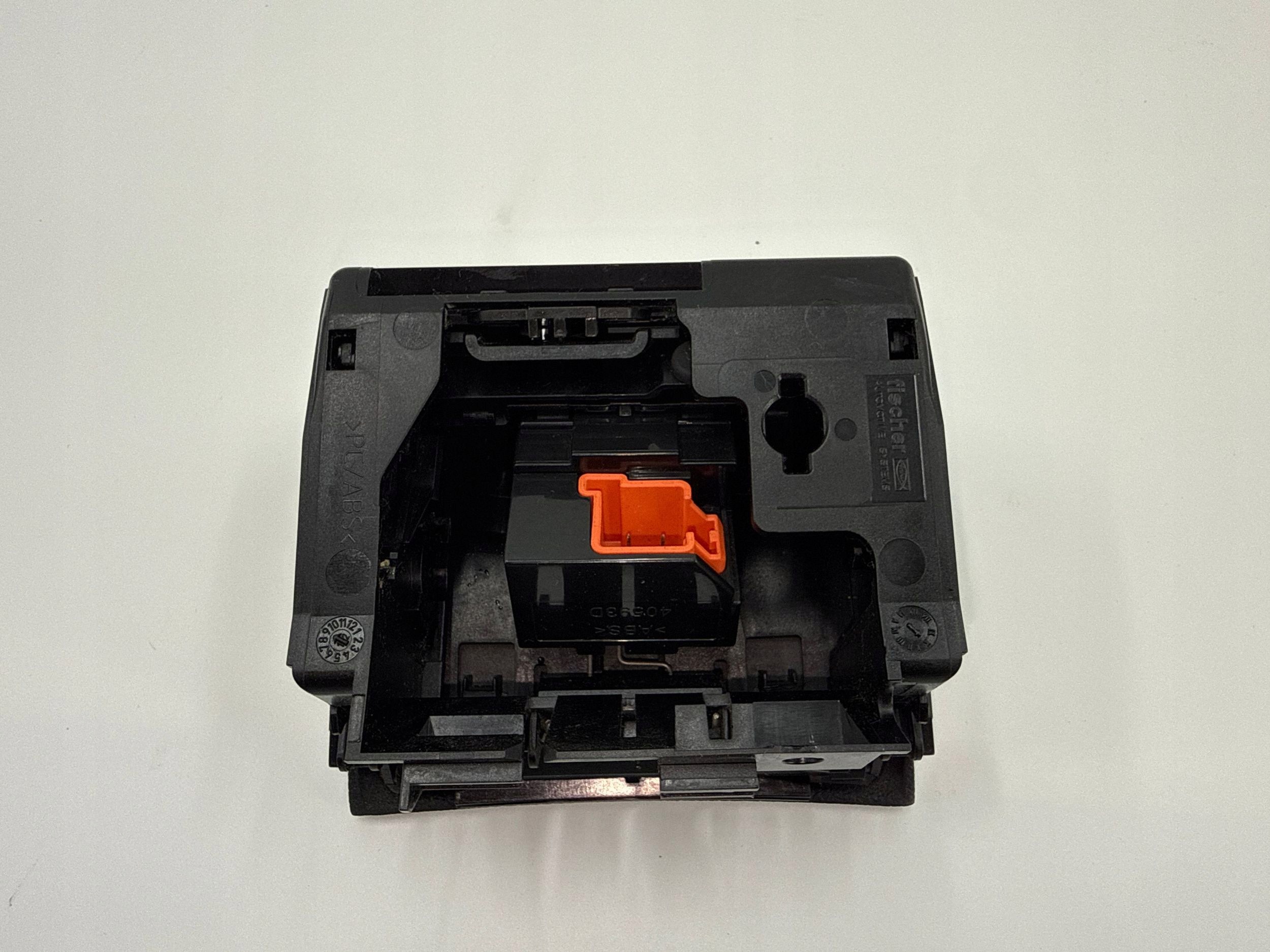 Tomada 12V Traseira Mercedes-Benz S W221 2012 image 3