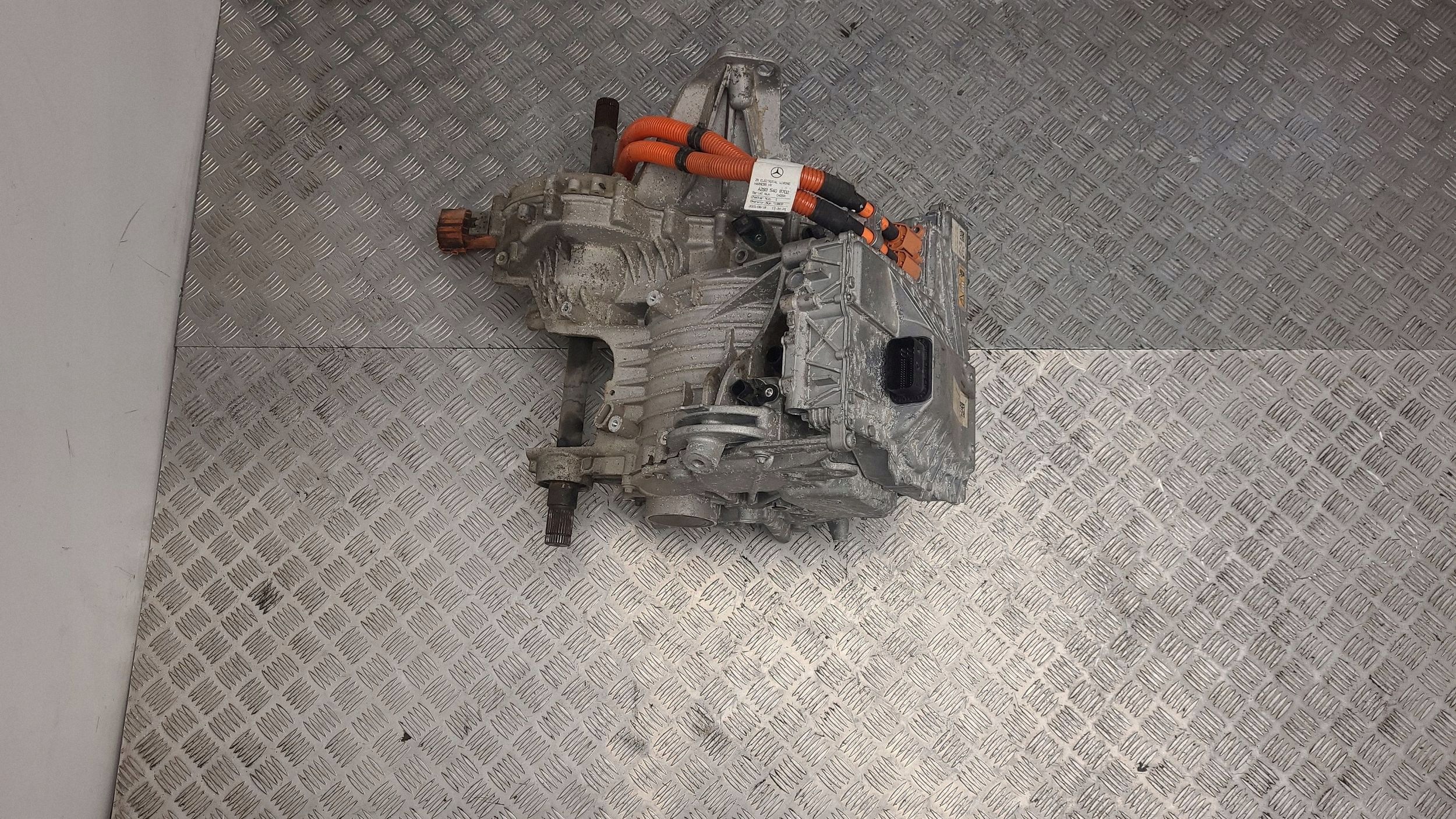 Motor eléctrico Mercedes-Benz EQC A2933406800