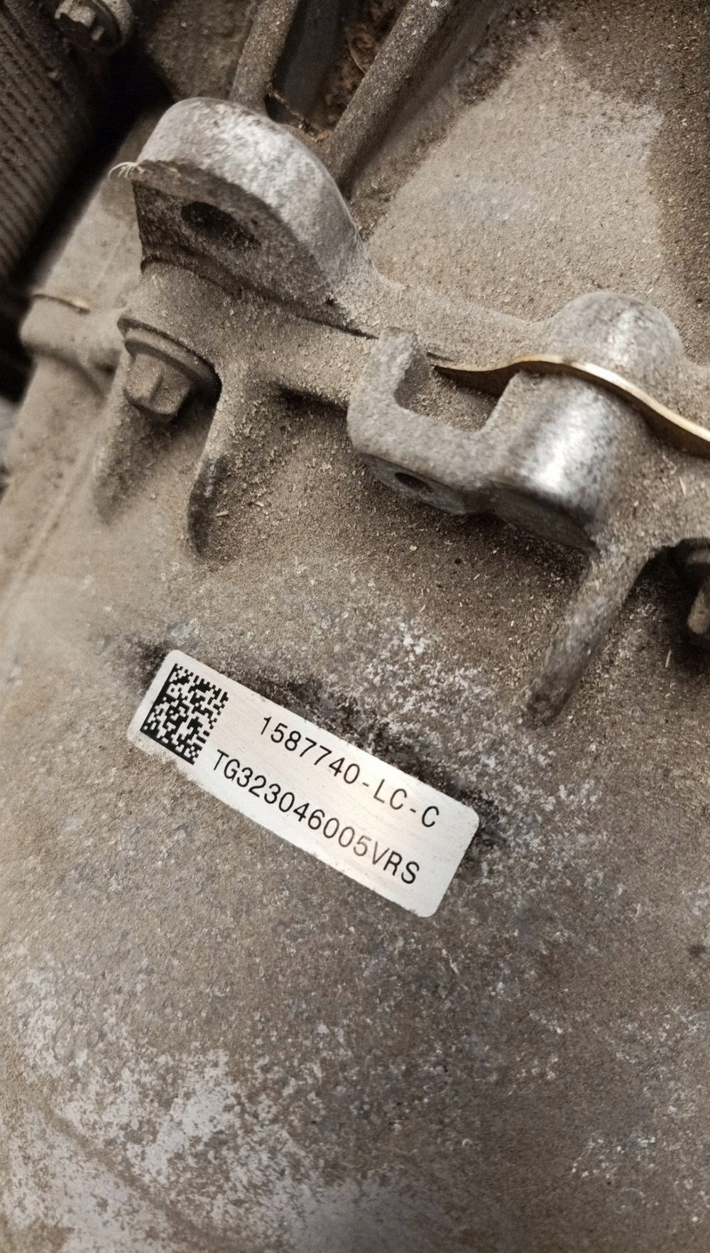 Motor Elétrico Tesla Model Y 2023 1587740LCC image 6