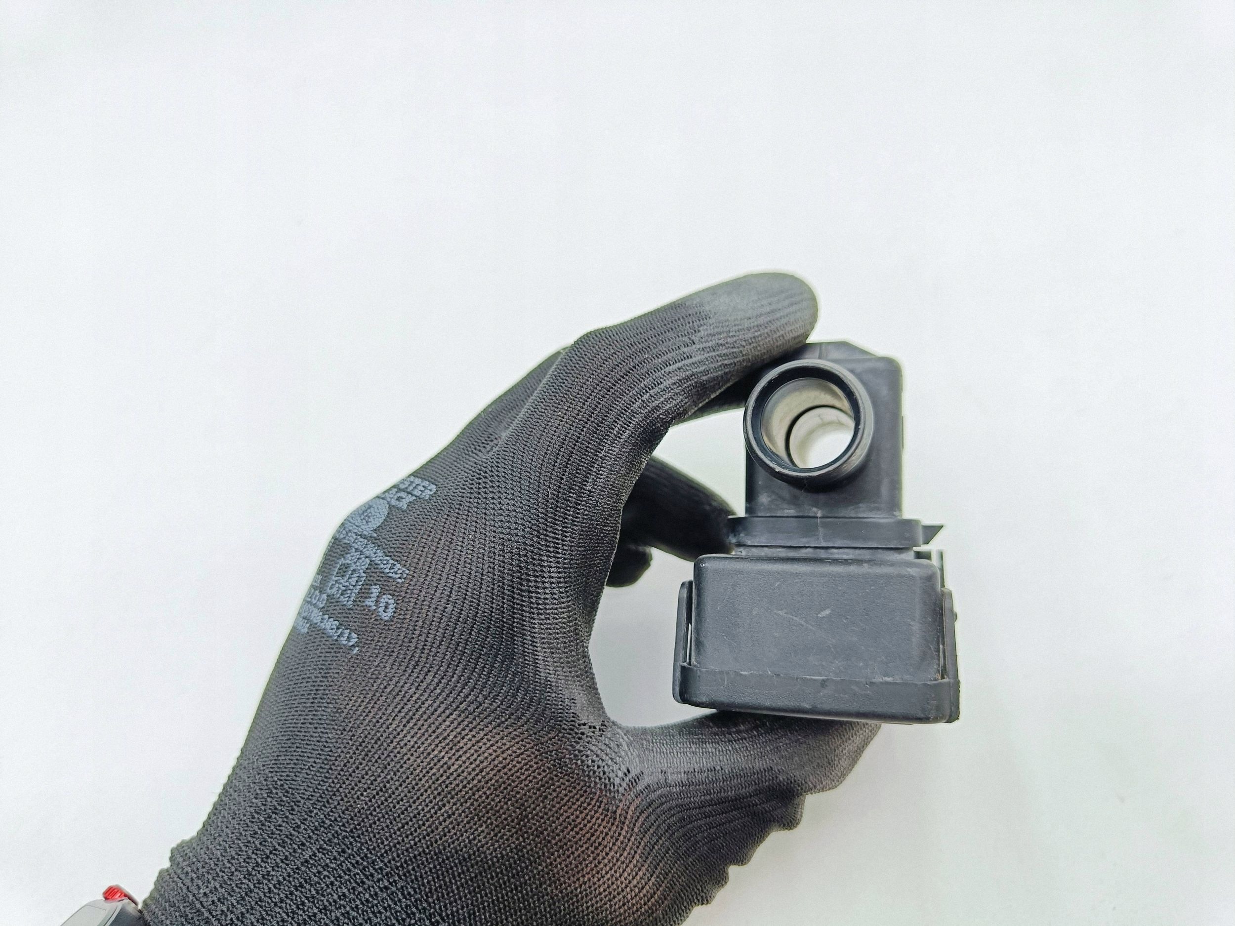 Audi Q7 4M 2017 Verwarmingsslang OEM 3B7819809 image 5