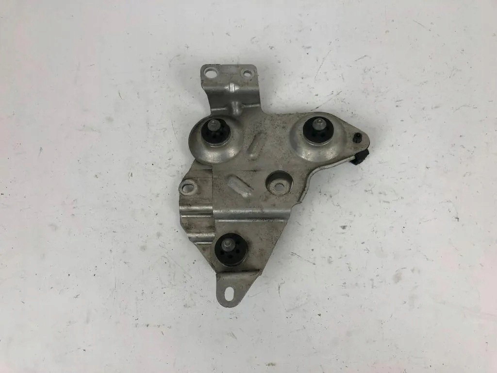 Audi A6 S6 C7 4G 4G0614235 Halter / Befestigung ABS-Pumpe