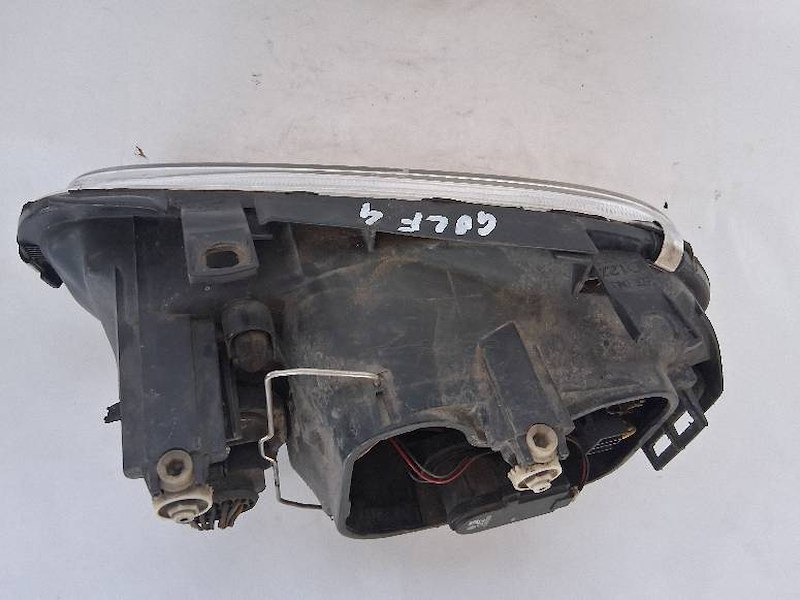 Front lamp of the law Volkswagen GOLF IV 4