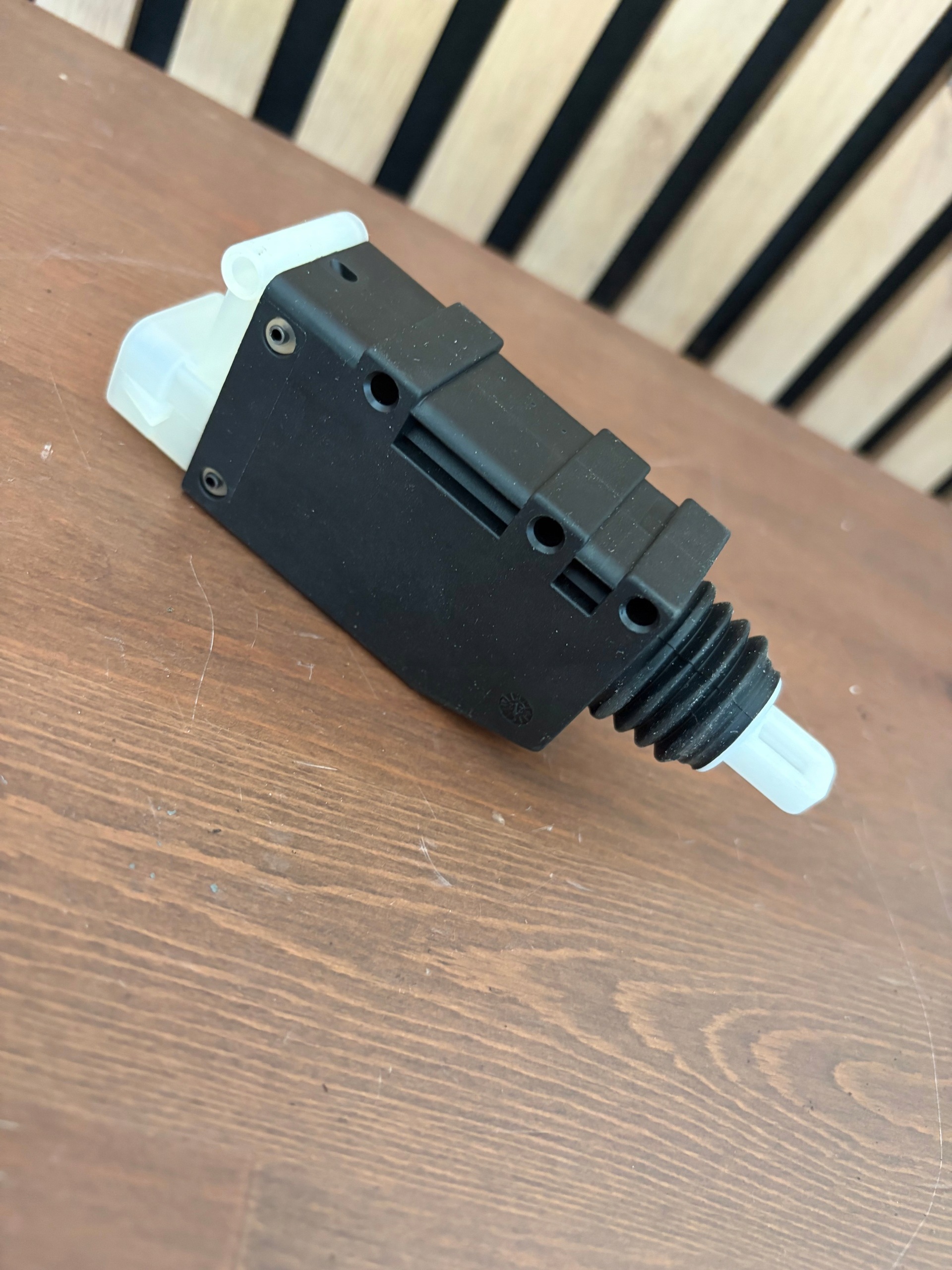 Slotactuator schuifdeur Ford Transit 2000-2014 image 5