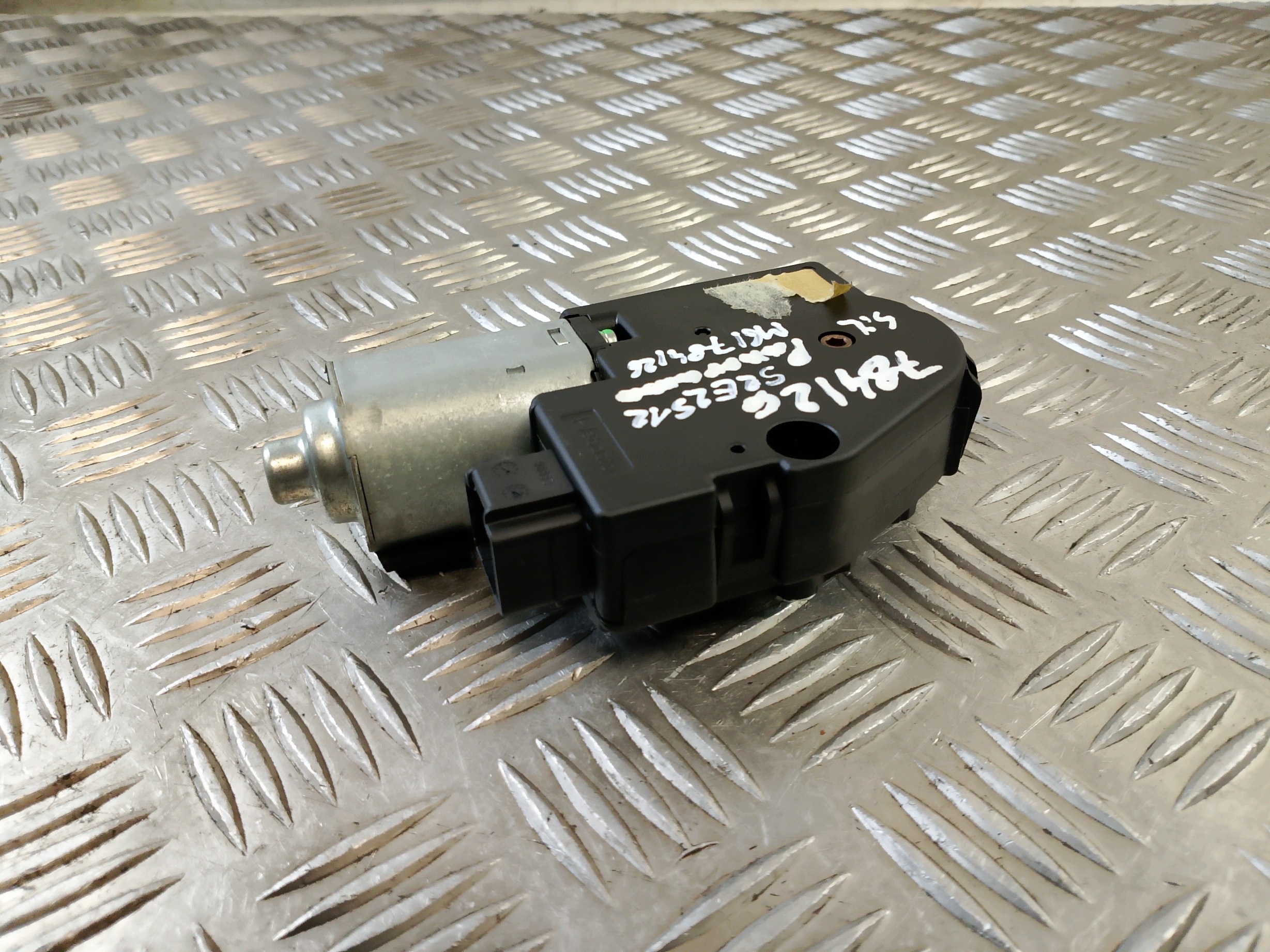 Schiebedachmotor Peugeot 407 2213718 Gebraucht image 3