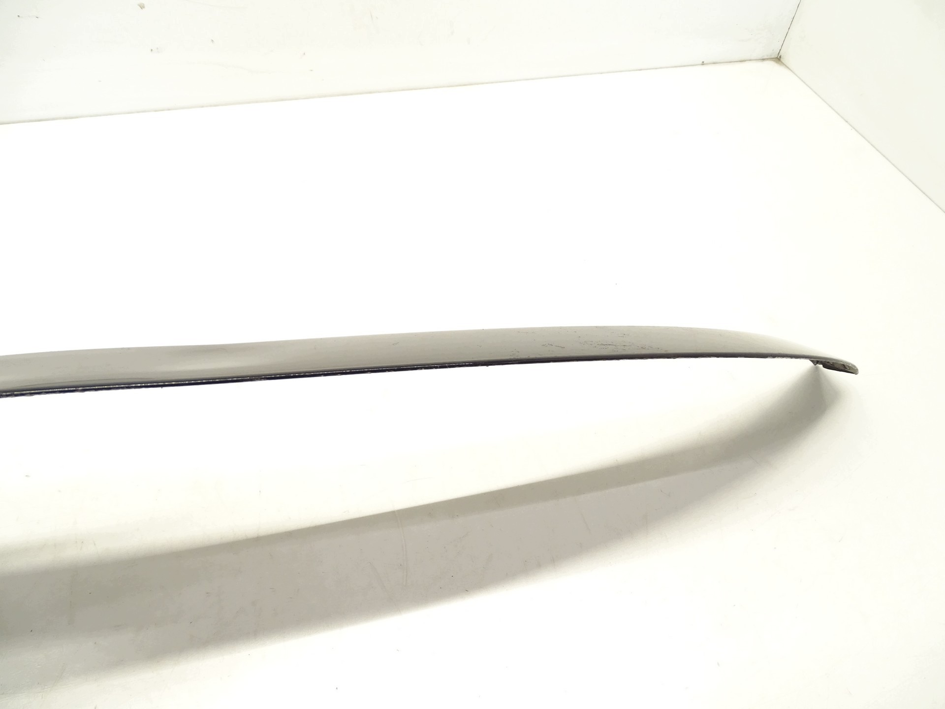 Baguette hayon arrière VW Passat CC 3C8853465A image 4