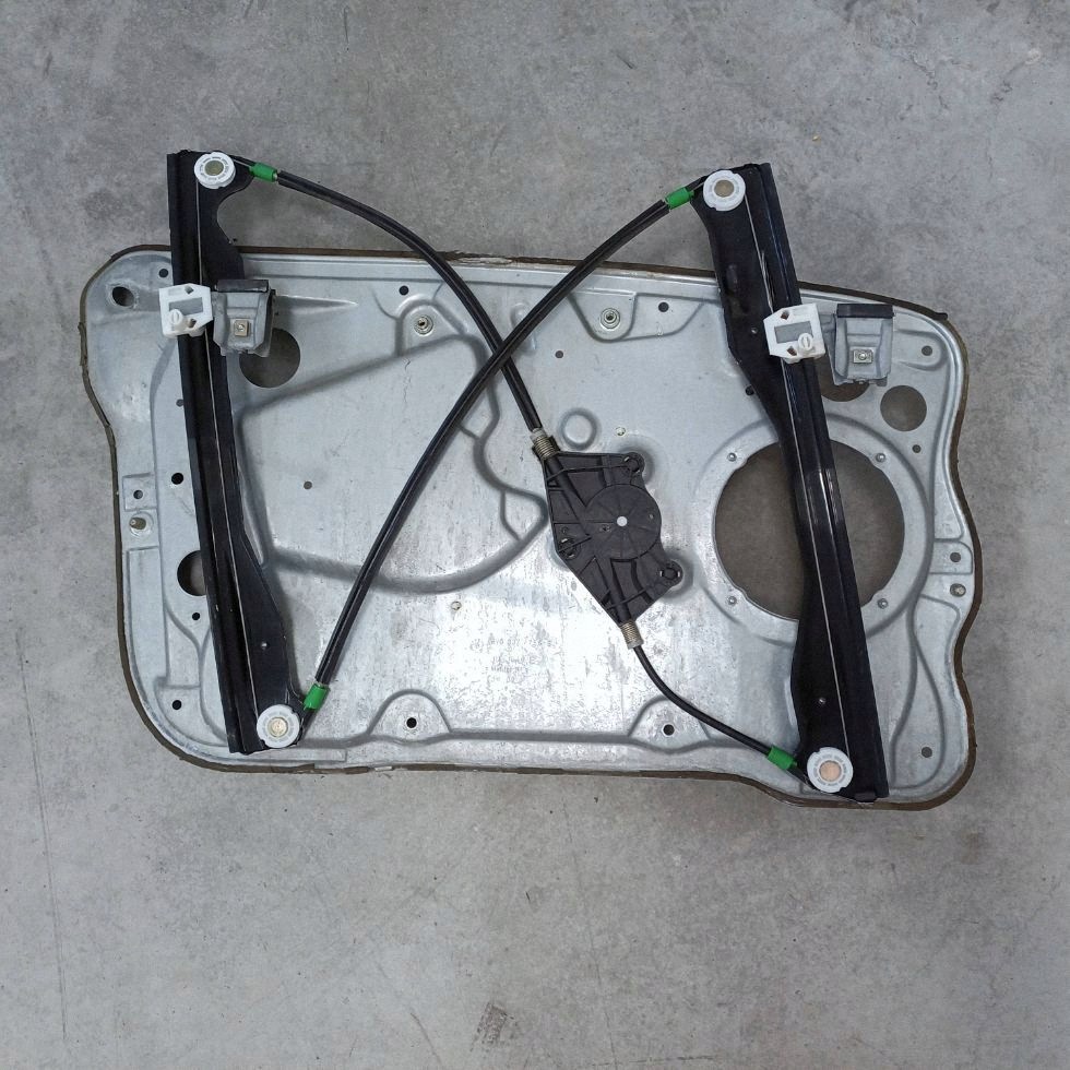 Lève-vitre manuel avant droit Skoda Fabia I Combi DRC121480 image 7