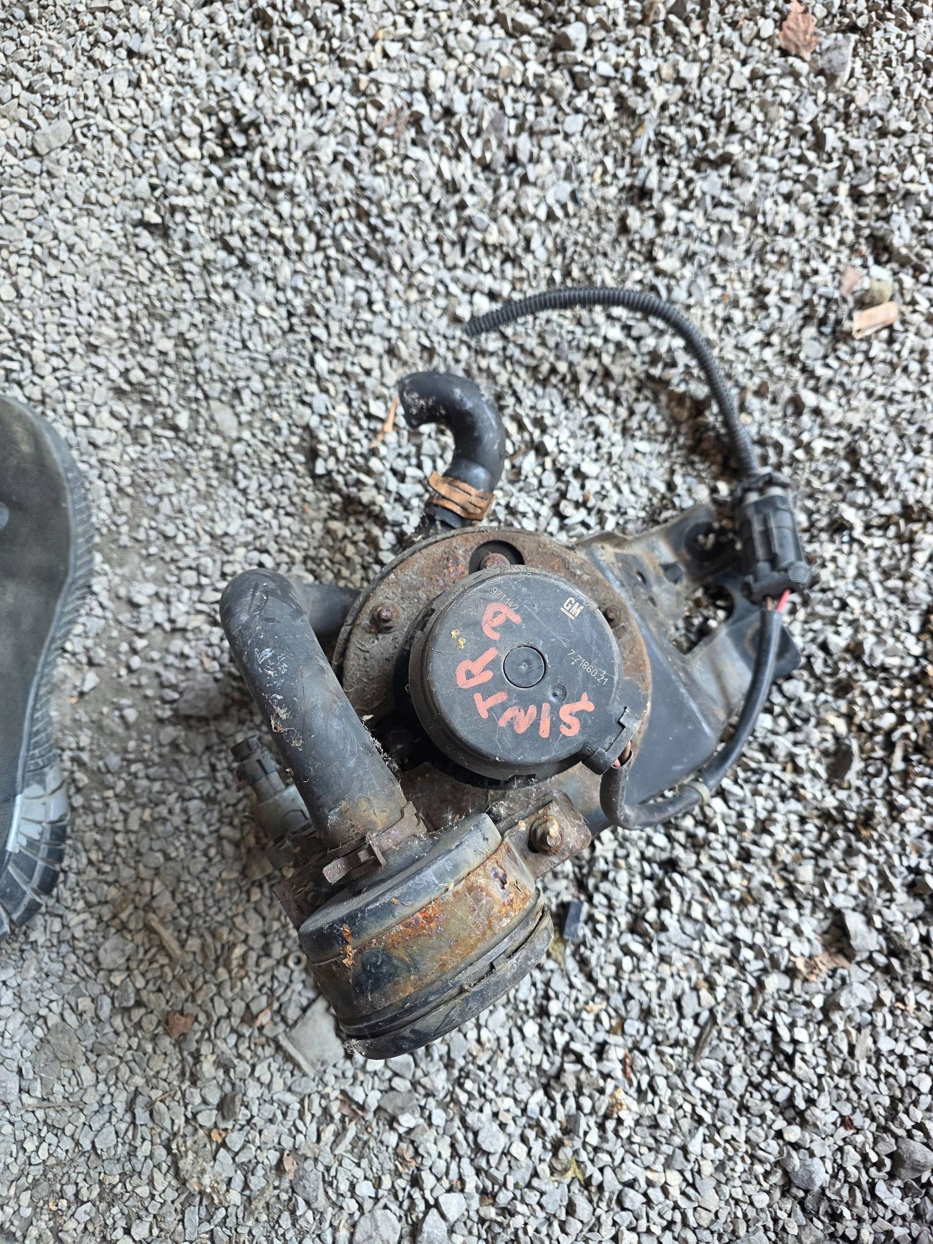 Opel Luftpumpe Sekundär 72186021 image 2
