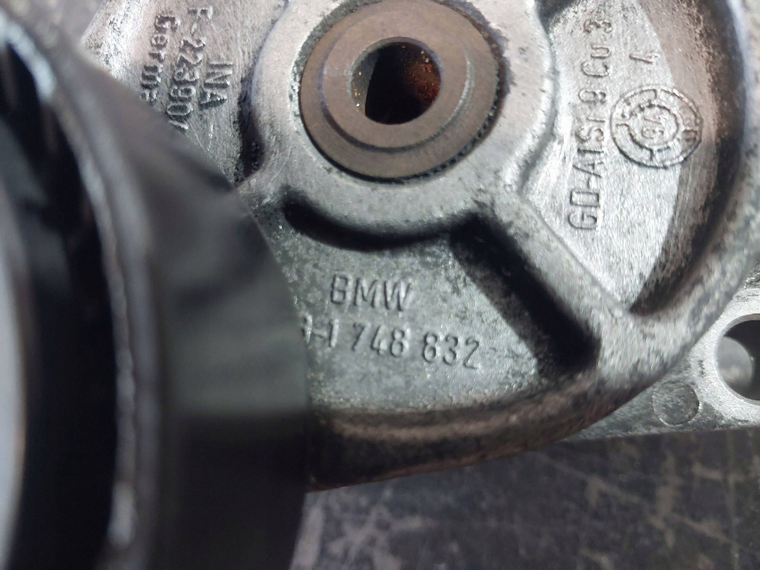 Tensor Correia BMW OE 1748832 Usado image 4