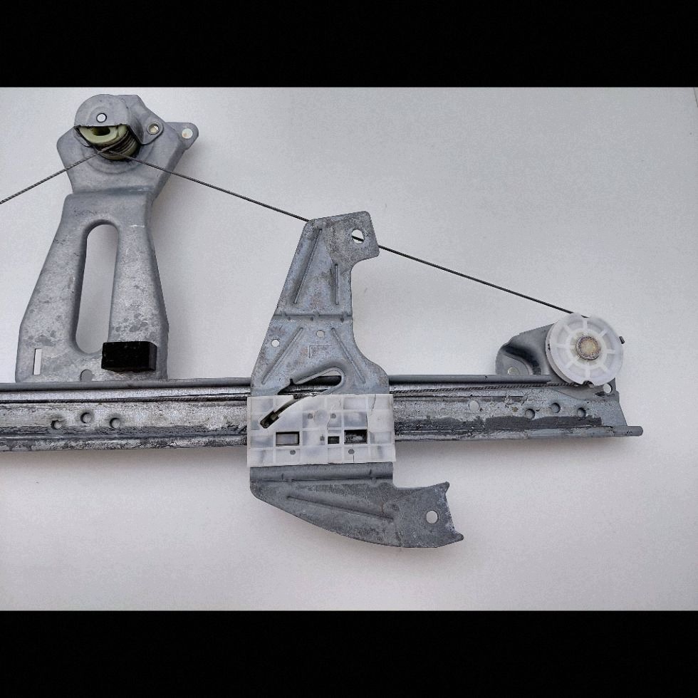 Manual Window Regulator Left Front Citroen C1 3dr DRC121498 image 4