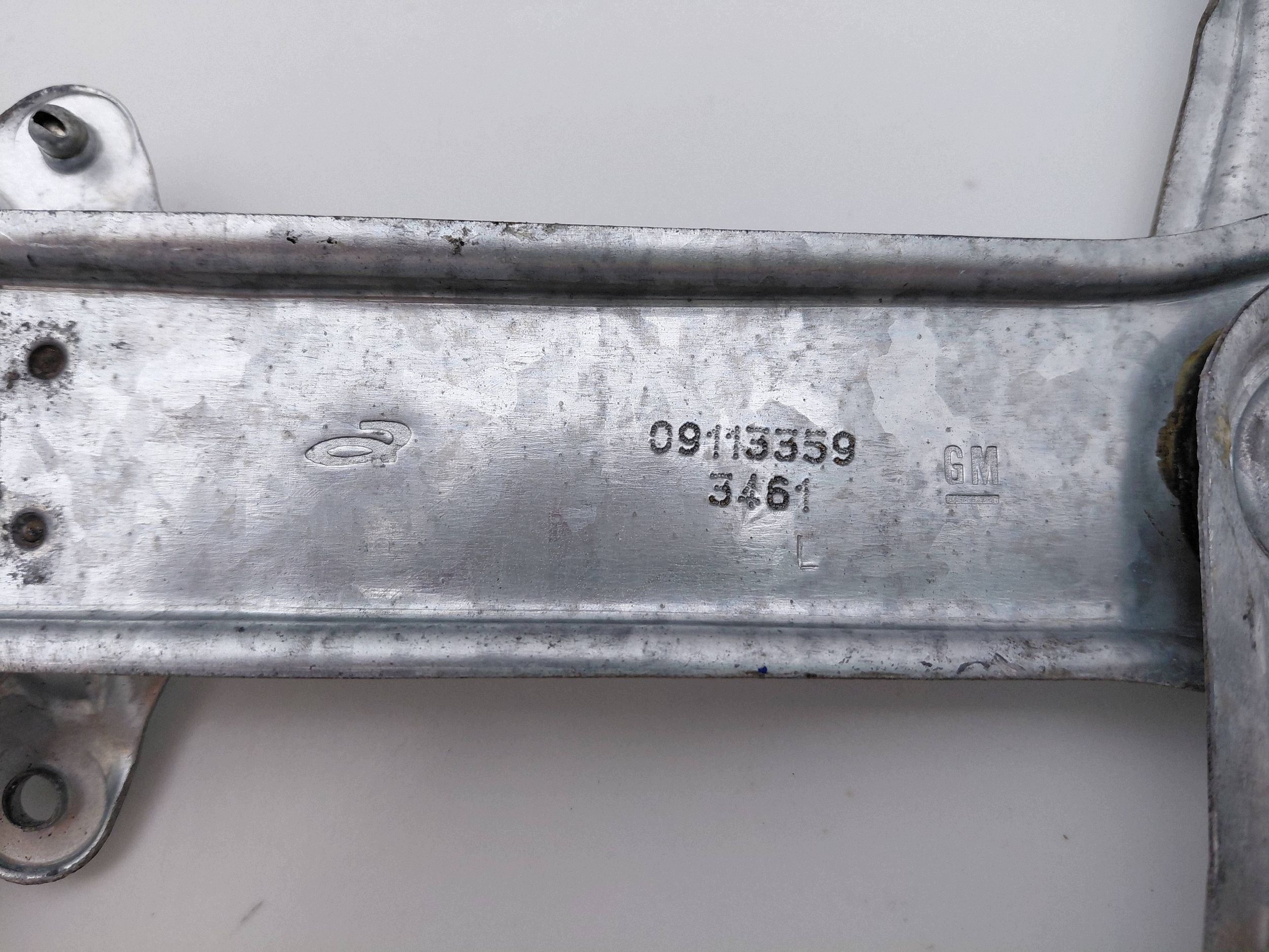 Manuaalinen ikkunannostin vasen etu Opel Corsa C DRC121500