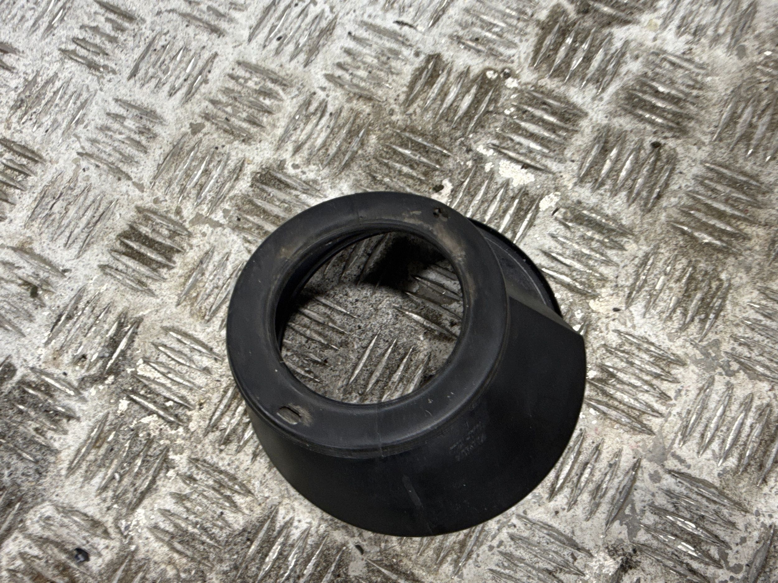 Kraftstofffiltergehäuse Toyota RAV4 XA50 772910R050 image 3
