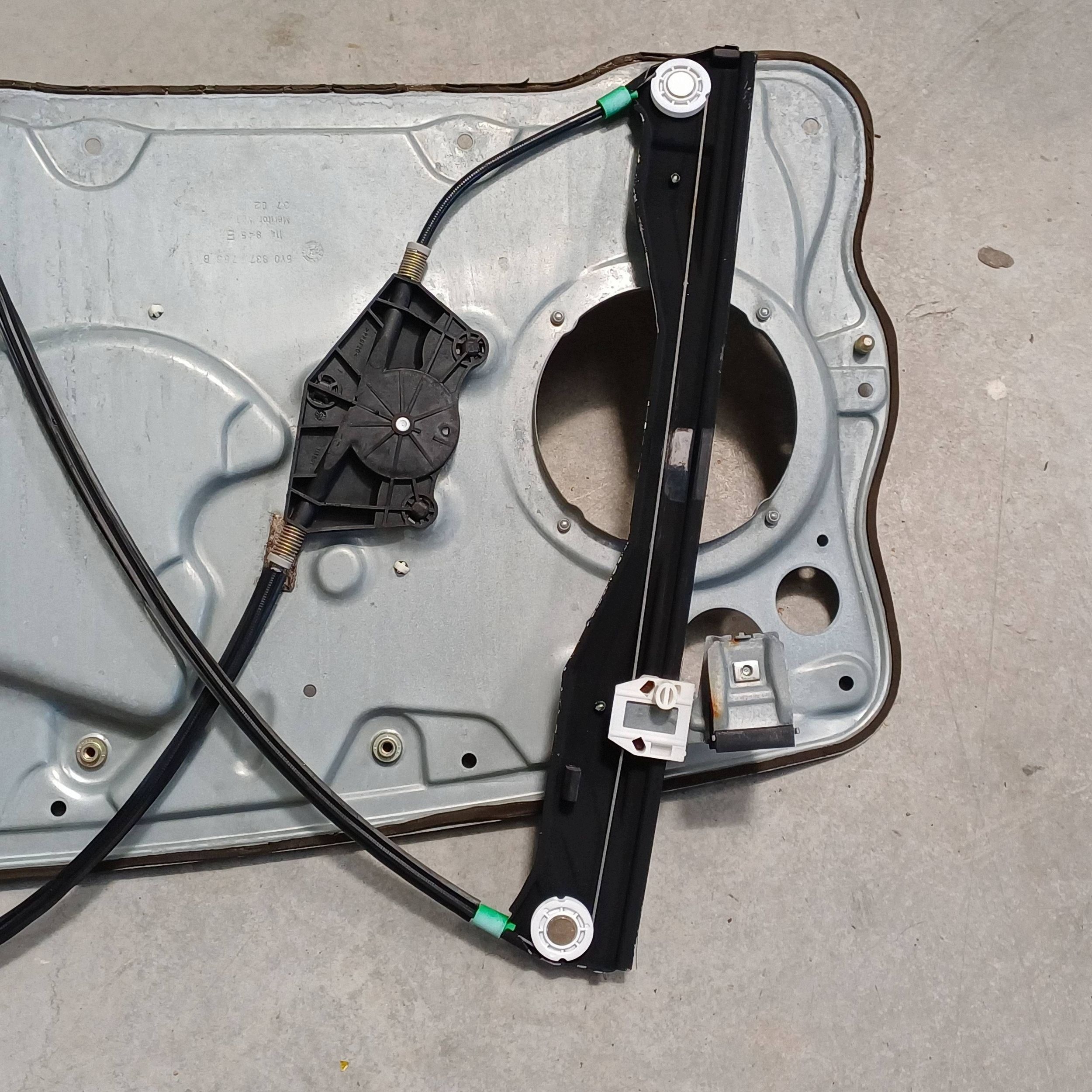 Elevador de Ventana Manual Izquierdo Skoda Fabia MK1 image 9