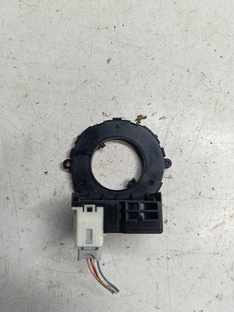 Suzuki SX4 S-Cross Lenkwinkelsensor 3744068L10X4 image 2