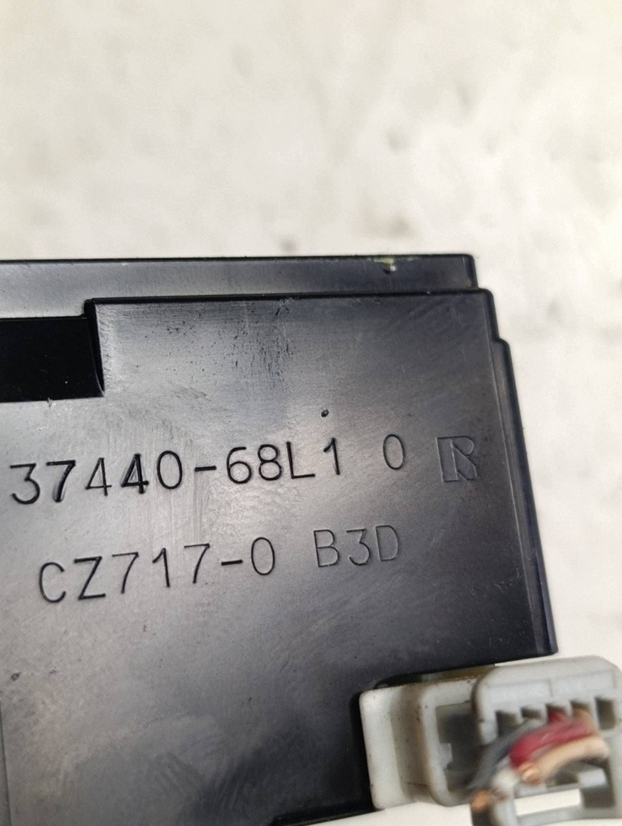 Suzuki SX4 S-Cross Lenkwinkelsensor 3744068L10X4 image 4