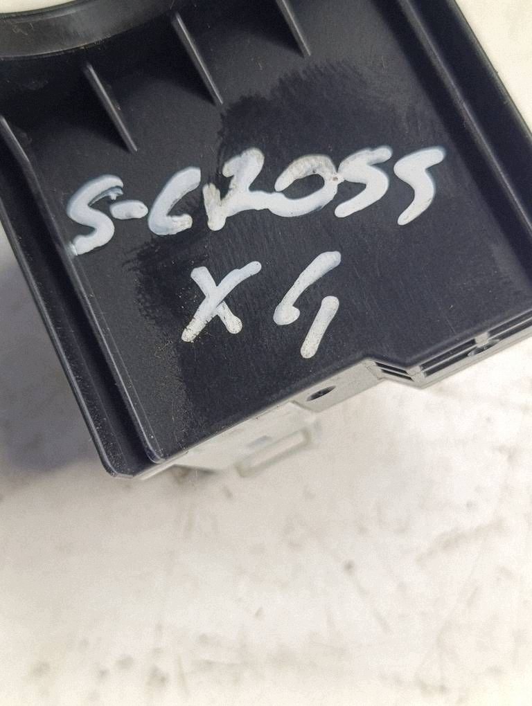 Suzuki SX4 S-Cross Lenkwinkelsensor 3744068L10X4 image 5