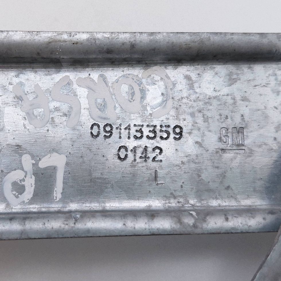 Käytetty ikkunannostin vasen etu Opel Corsa C 3-ovinen