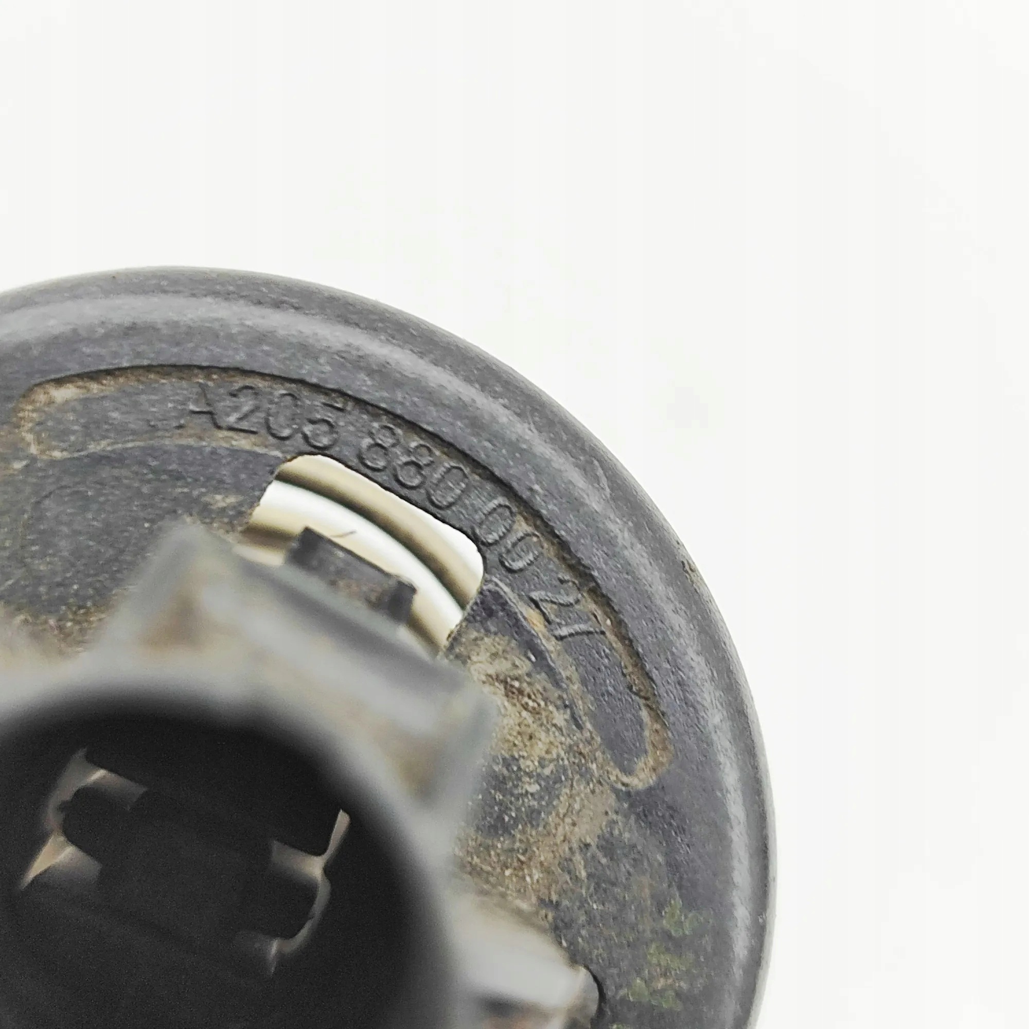 Mercedes C-Klasse W205 motorafdekking stop image 6