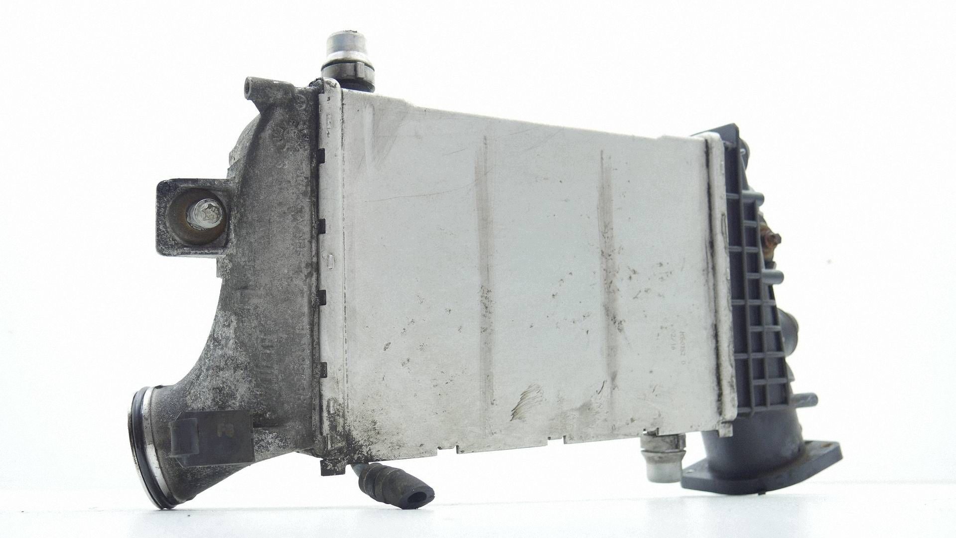 Mercedes W213 Intercooler WAH45270 image 3