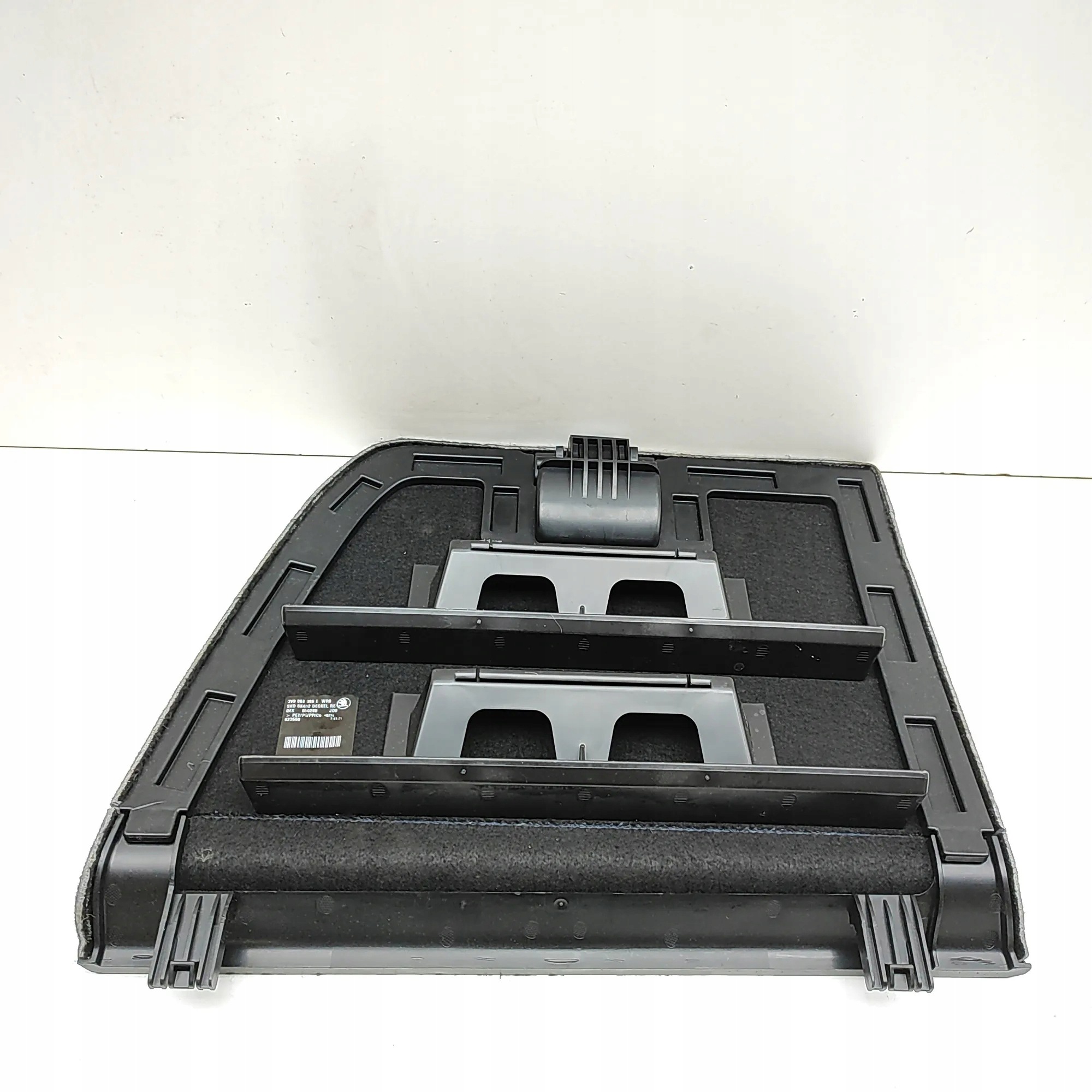 Baguette anthracite Skoda Superb 3V9868886E image 4