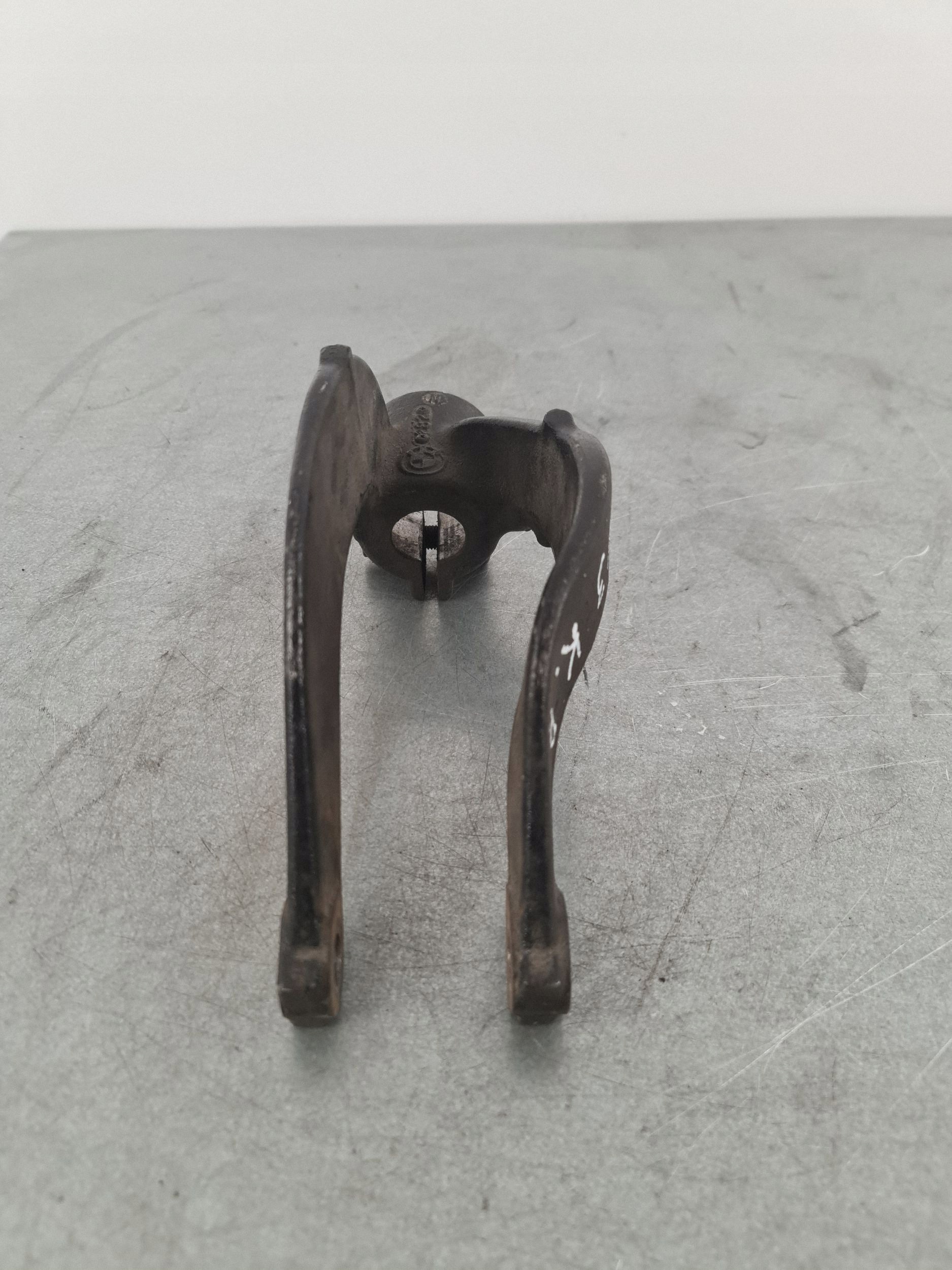 Suporte Amortecedor Dianteiro Esquerdo BMW X6 E71 E72 2007-2014 image 2