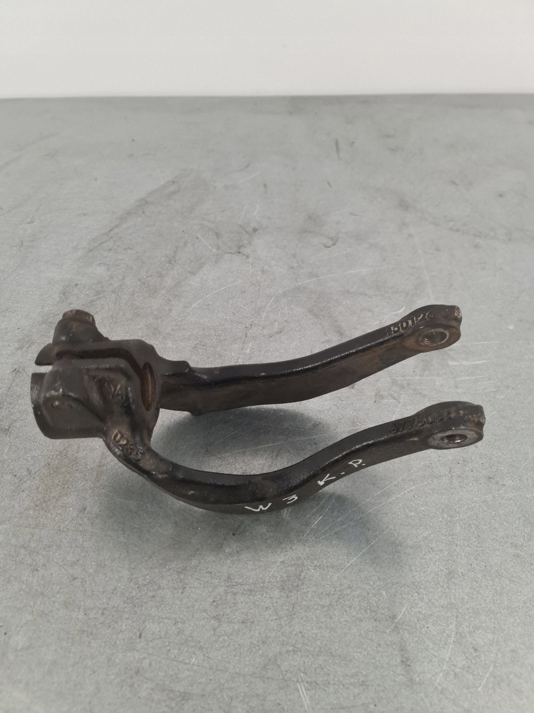 Suporte Amortecedor Dianteiro Esquerdo BMW X6 E71 E72 2007-2014 image 6