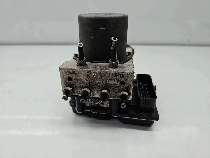 ABS-Pumpe Mercedes Vito W639 A0084316212 2.2 CDI
