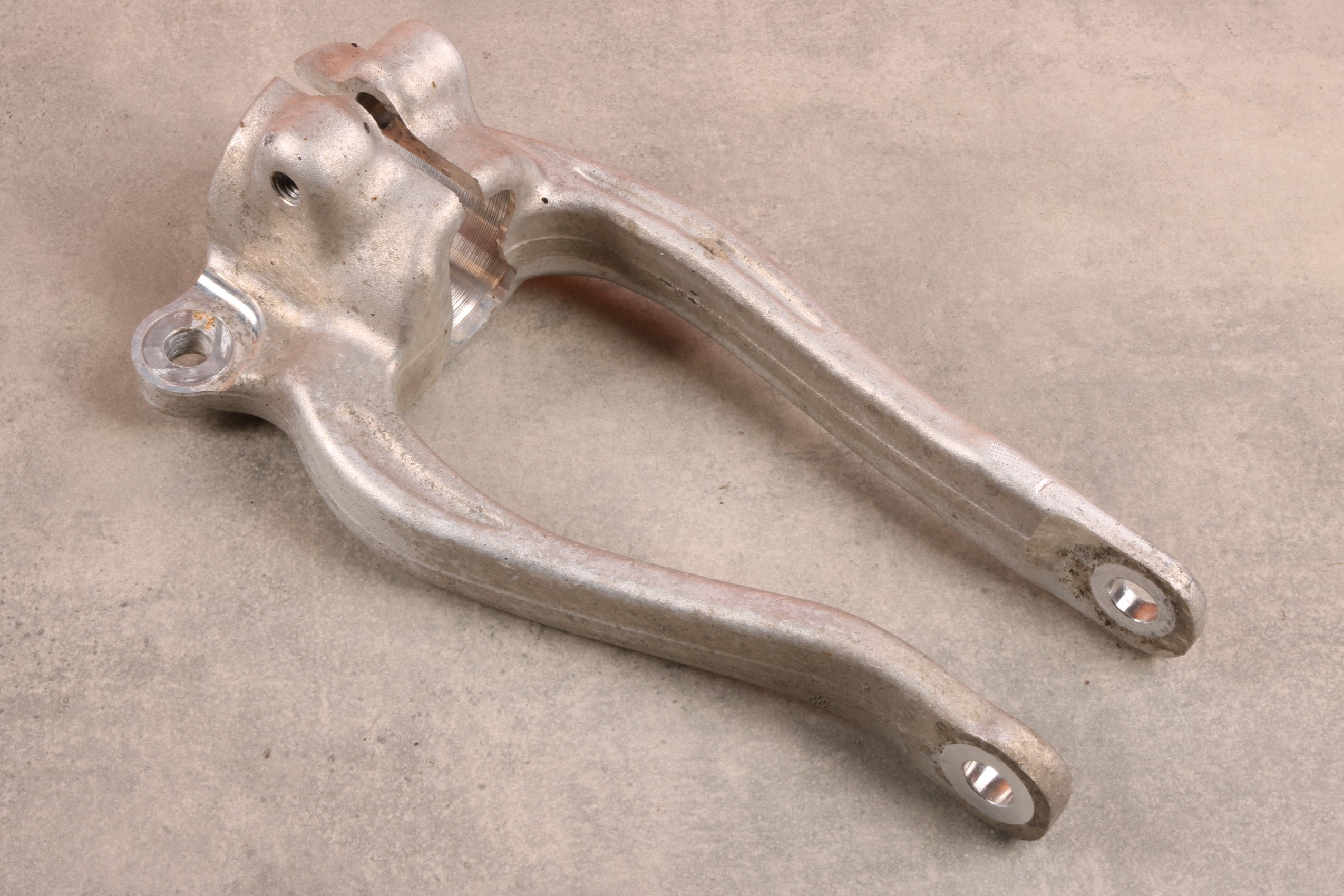 BMW G11 G12 G15 G16 G30 G31 Stoßdämpferhalter links vorne XDrive 6861199 image 3