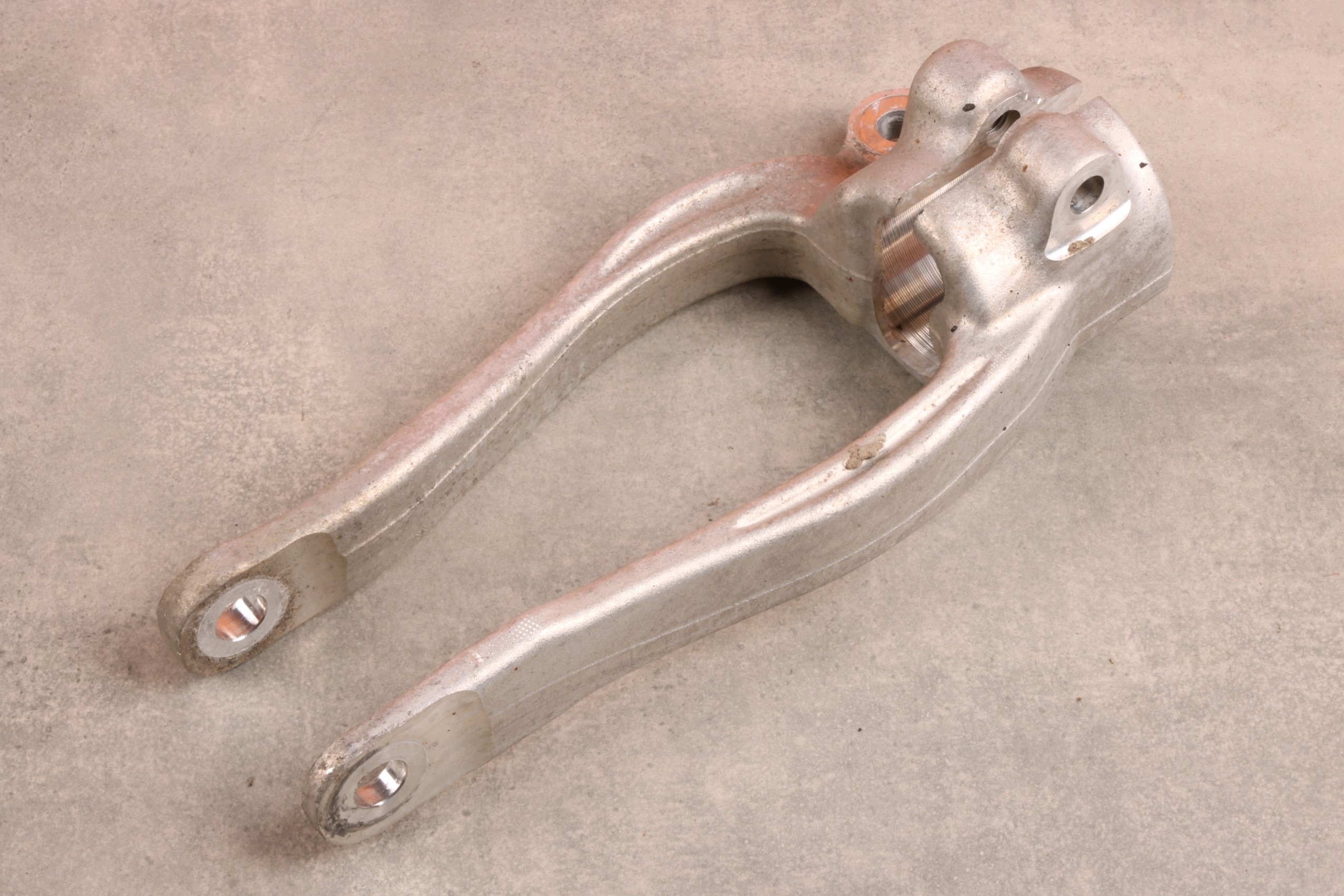 BMW G11 G12 G15 G16 G30 G31 Stoßdämpferhalter links vorne XDrive 6861199 image 5