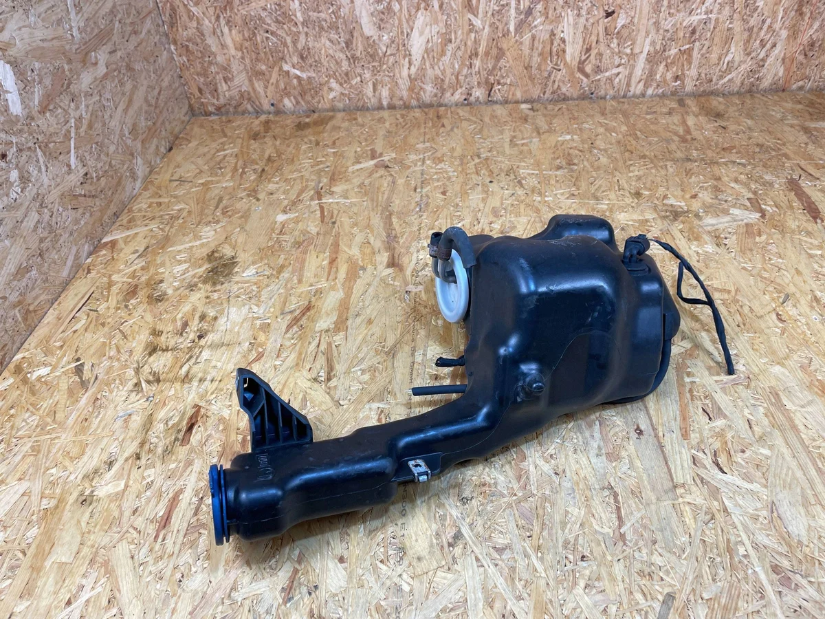 Ruitensproeiervloeistoftank Mercedes W204 image 5