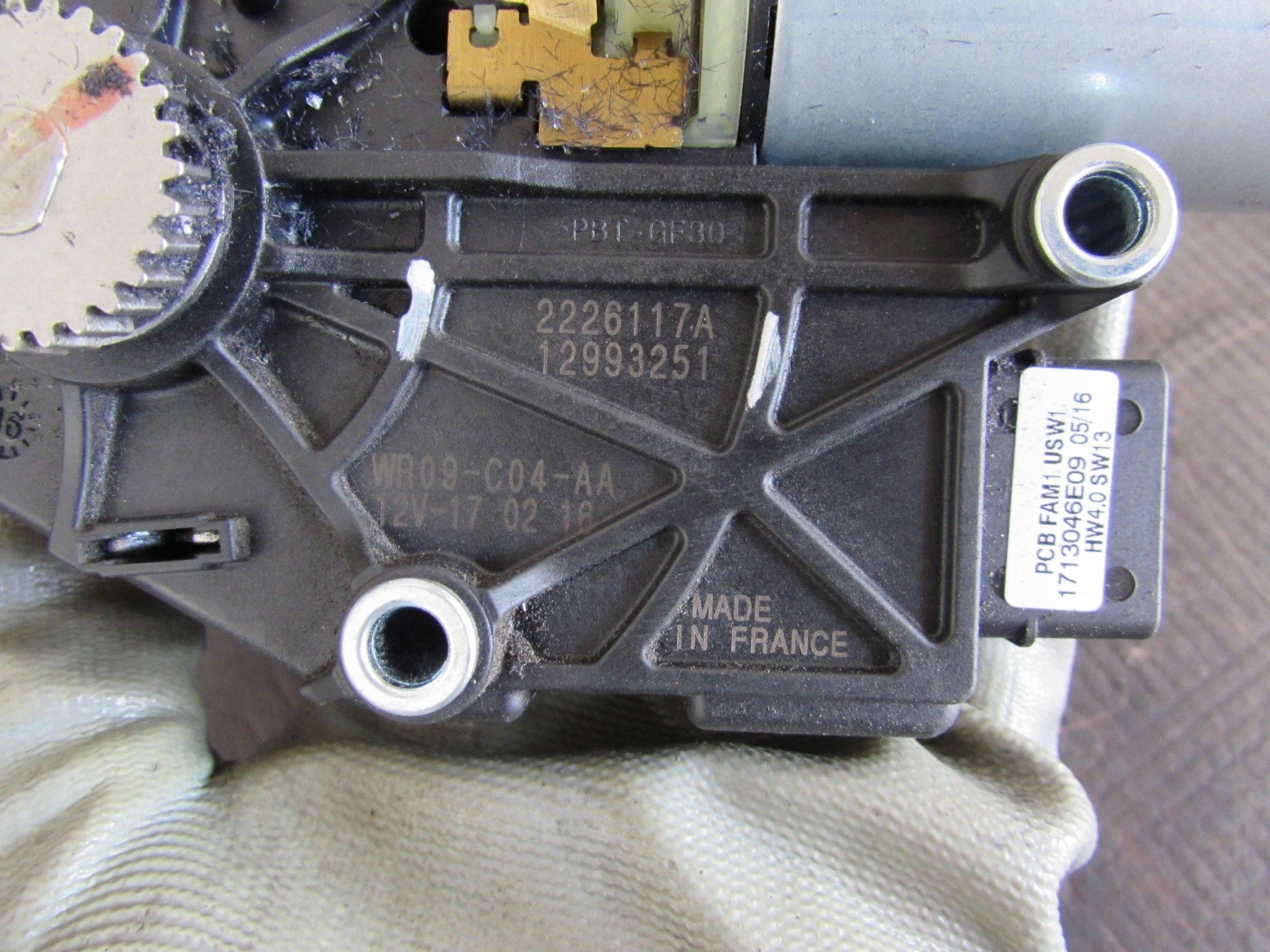 Motor de techo corredizo Peugeot 3008 usado image 6