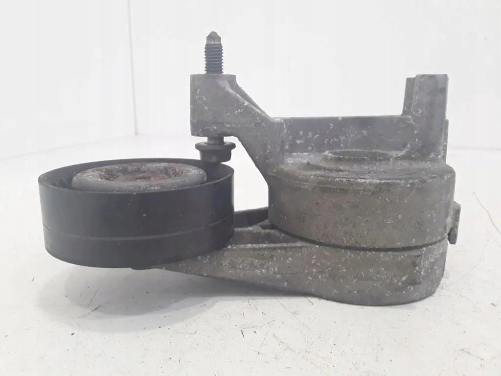 VW Belt Tensioner 1023674 2.0L Diesel 2007 Used