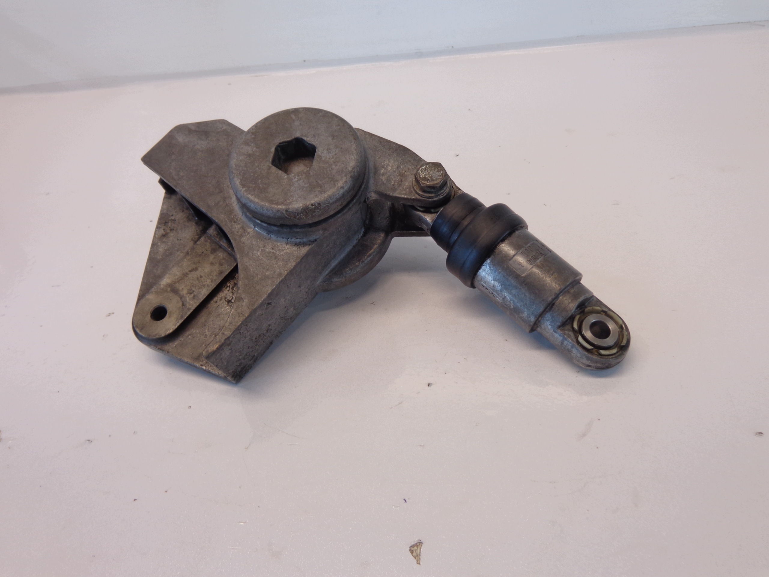 Capa do Tensionador BMW 3 E46 2.0 D M47 image 3