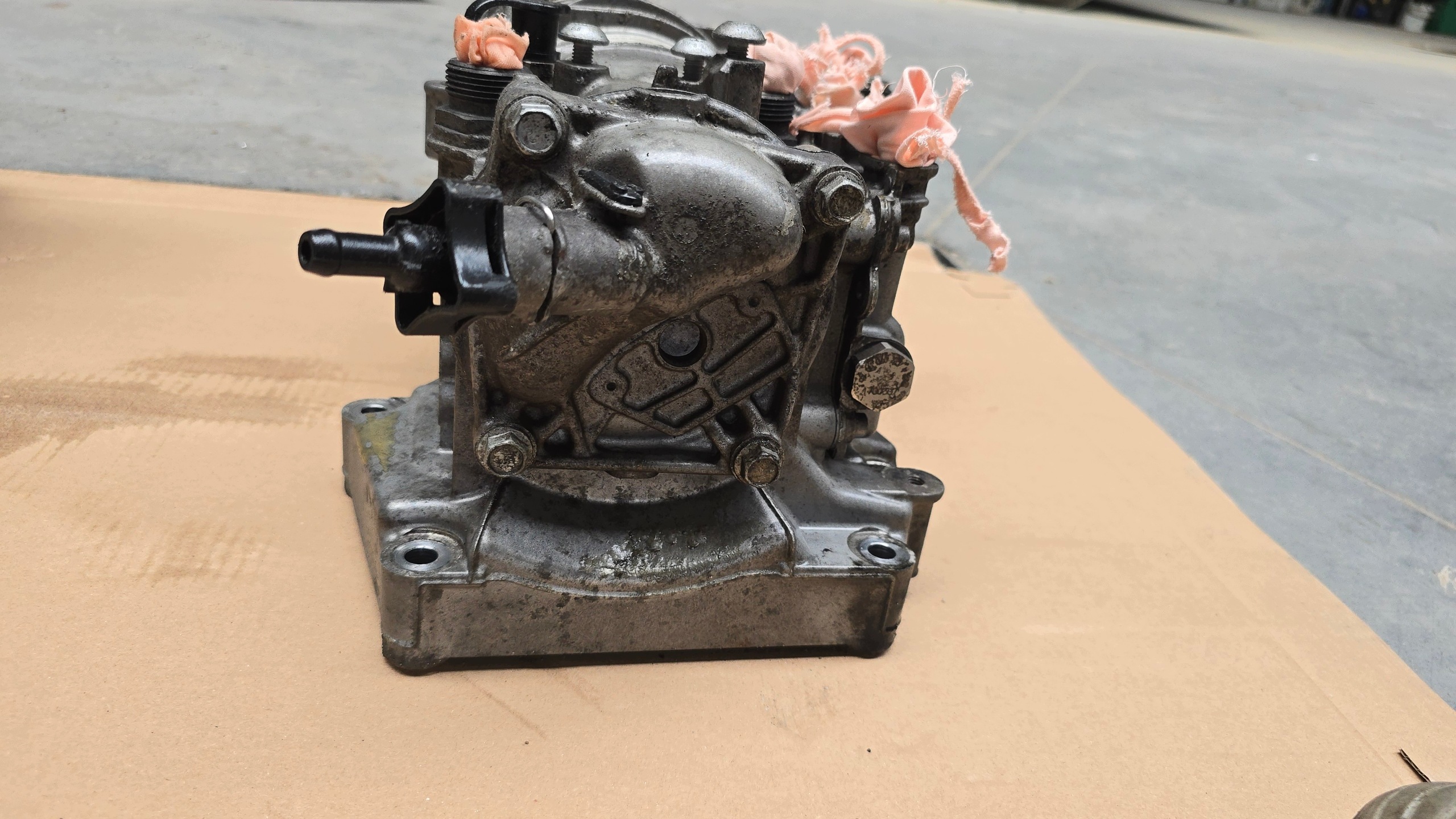 Bränslefilterhus för Actros MP4/MP5 Arocs image 4