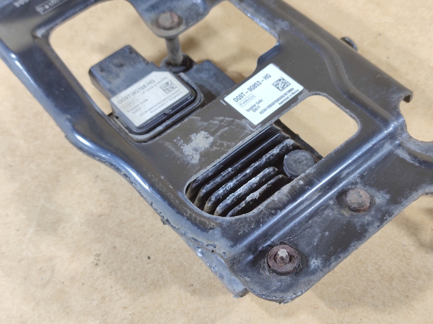 Radar ACC Tempomat Halterung Ford Mondeo MK5 image 6