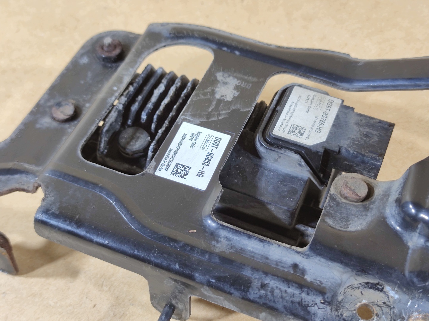 Radar ACC Tempomat Halterung Ford Mondeo MK5 image 8