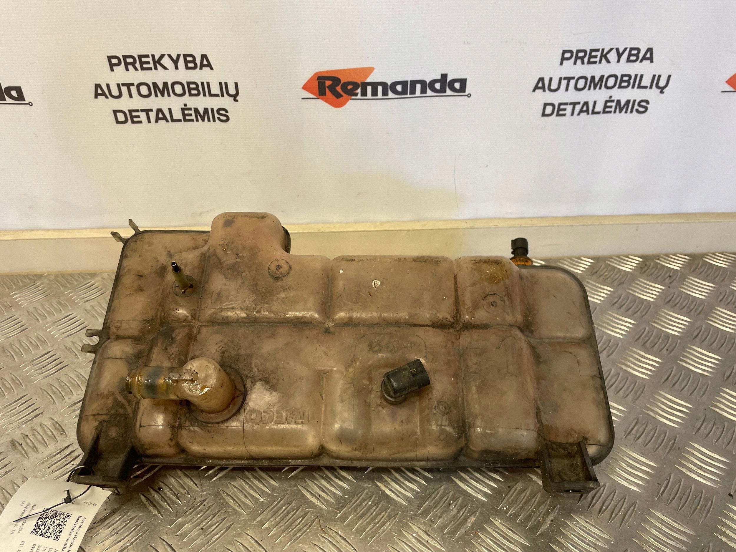 Iveco Daily 35-40.10 Expansion Tank Cap OEM REM23736