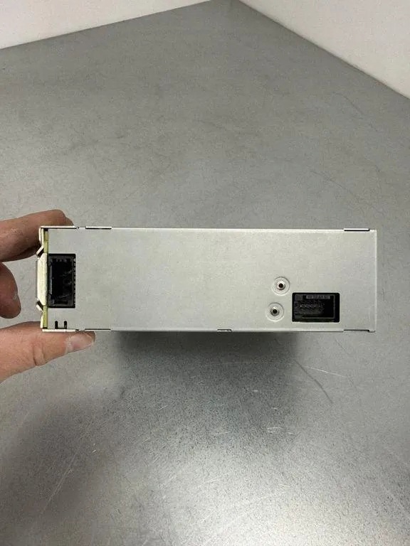 Changeur CD Audi OE 4M1035108 image 4
