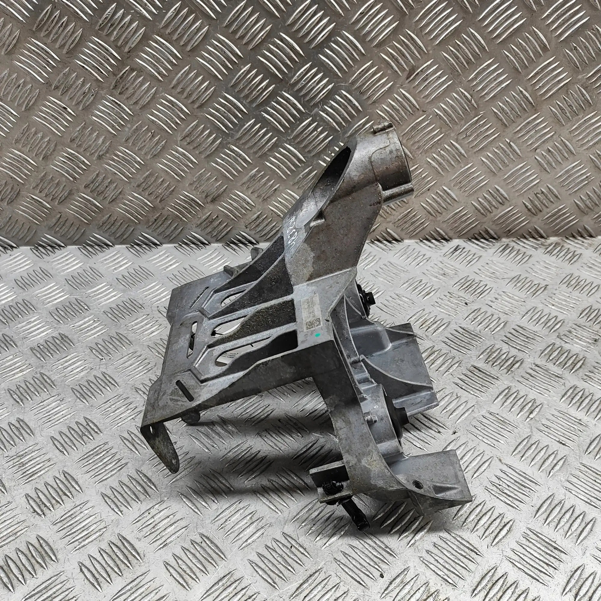 Support compresseur clim Tesla Model 3 150069600B image 2