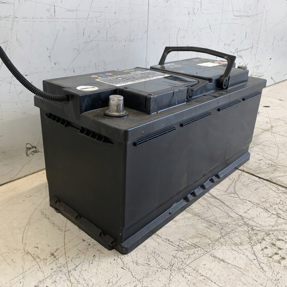 AGM 105Ah Battery Warta 7P0915105D Different models Audi Vw Skoda Dodge BMW
