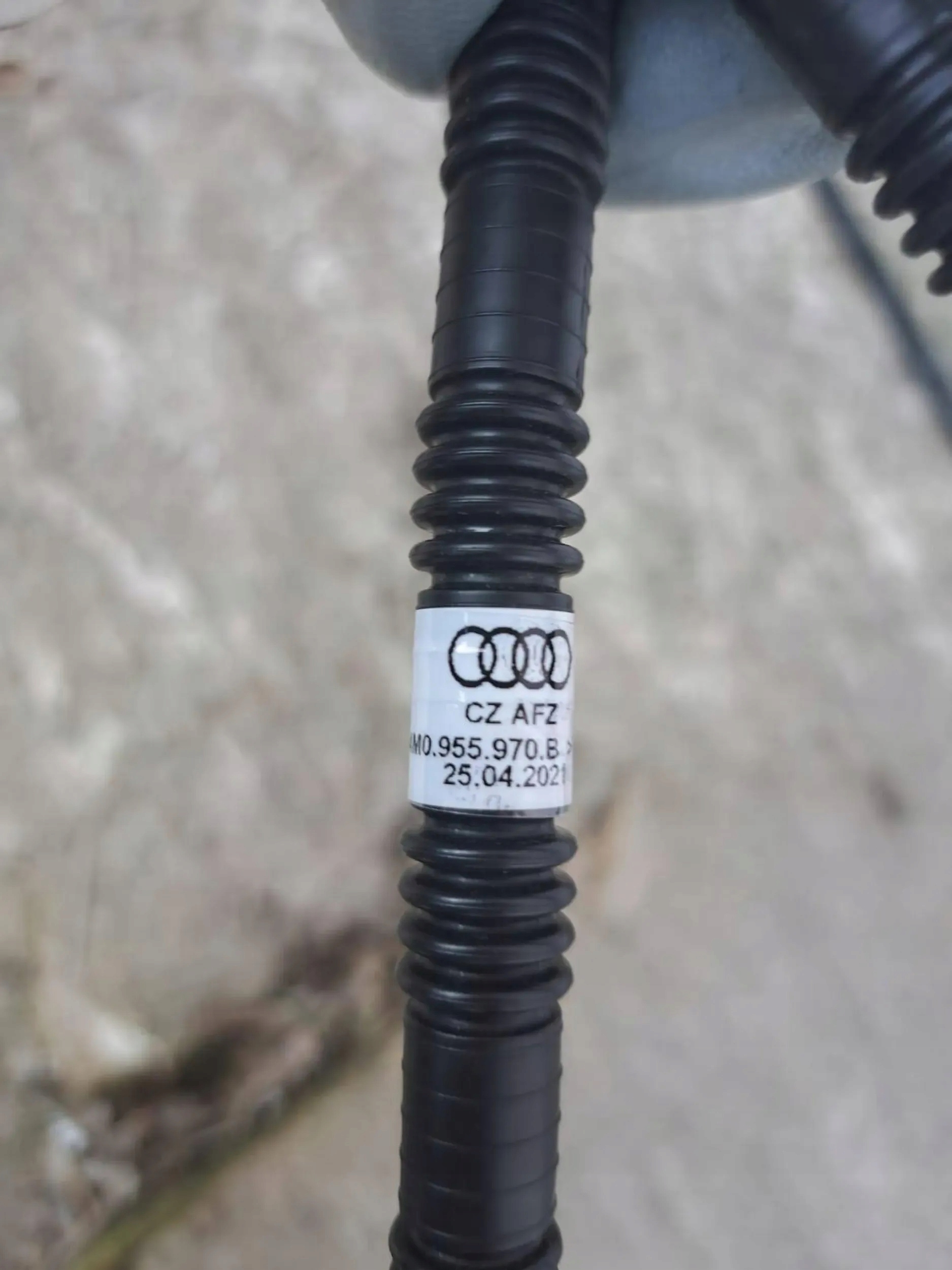 Flexible de lave-phares Audi Q7 4M 4M0955970B image 3