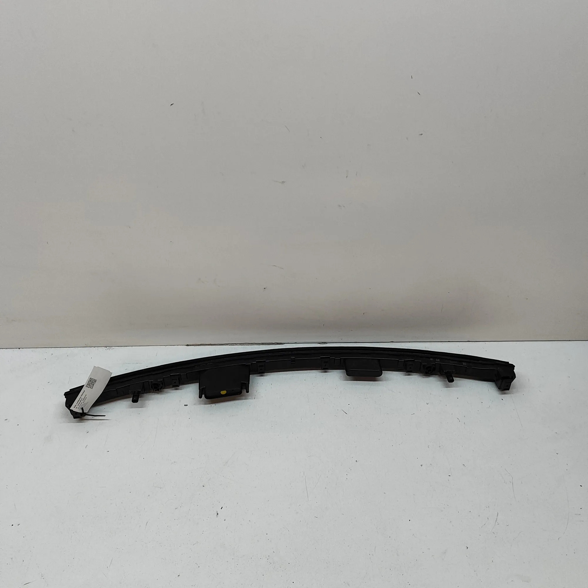 Mercedes-Benz EQA H243 parkeerlicht A2439063200