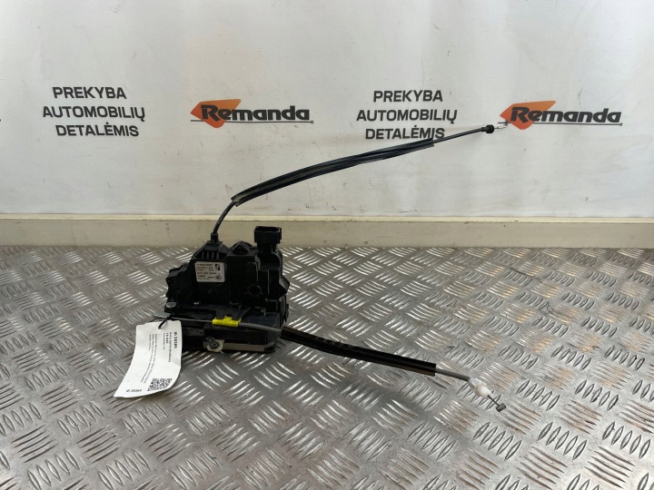 Schloss links vorne komplett Ducato 2023 1395270080 5 Tsd km gelaufen wie neu